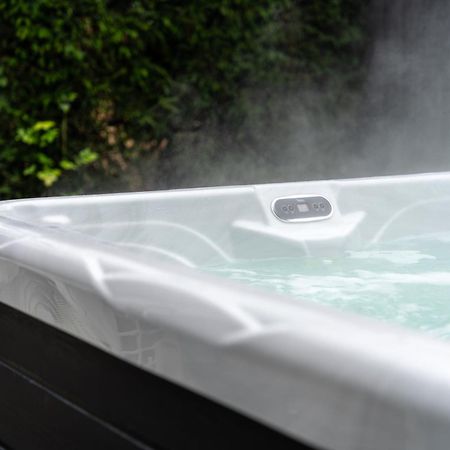 스헤르토헨보스 De Luxe Bed &Wellness 빌라 외부 사진