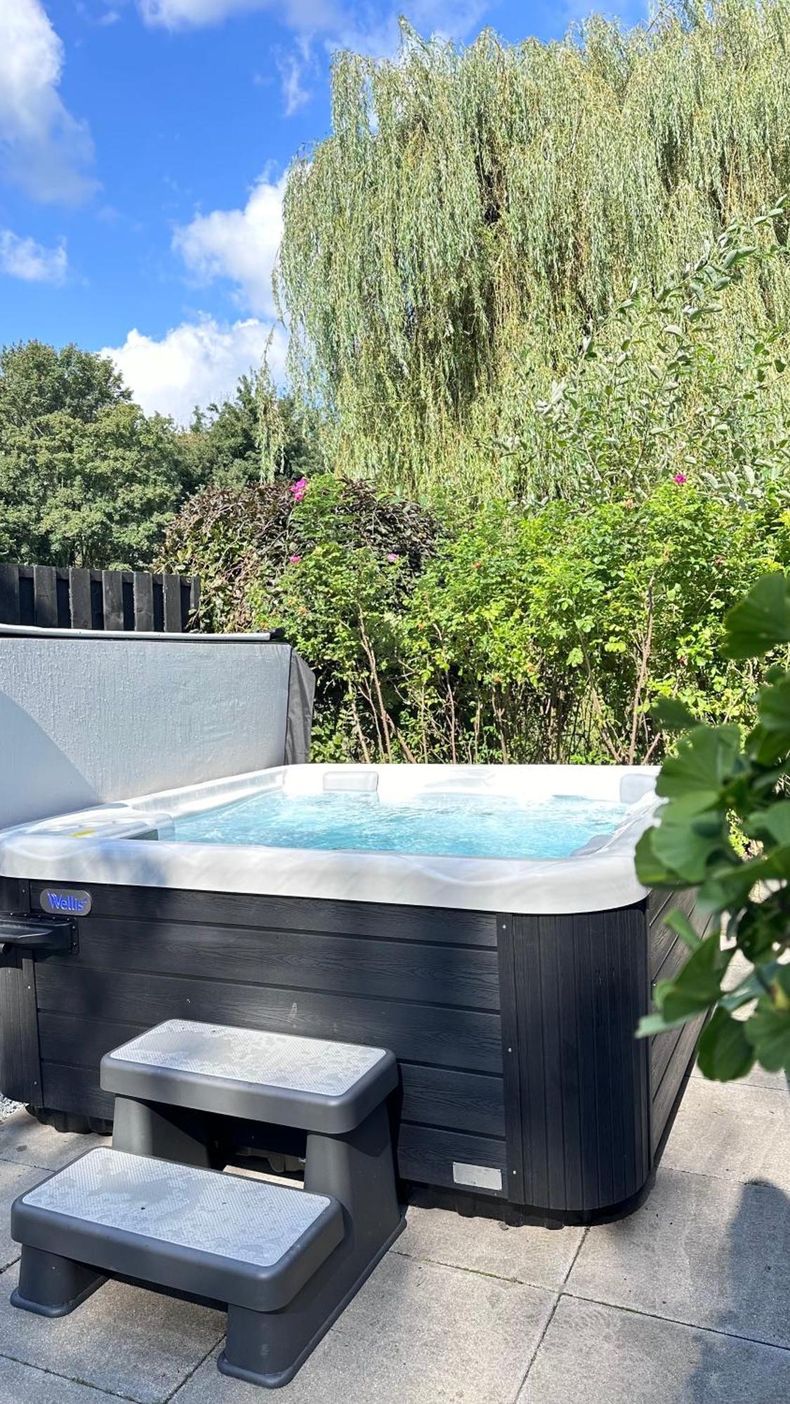 스헤르토헨보스 De Luxe Bed &Wellness 빌라 외부 사진