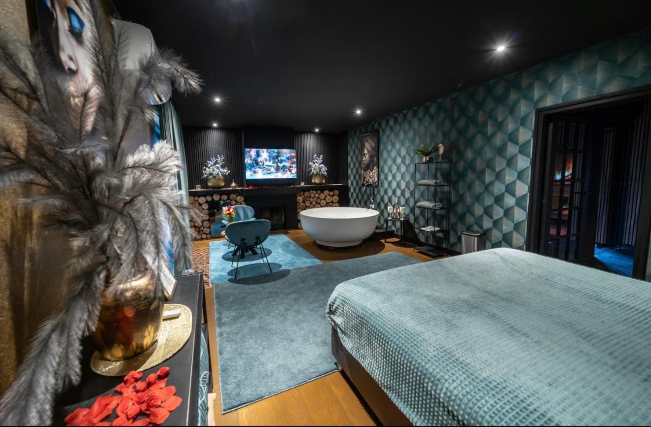스헤르토헨보스 De Luxe Bed &Wellness 빌라 외부 사진