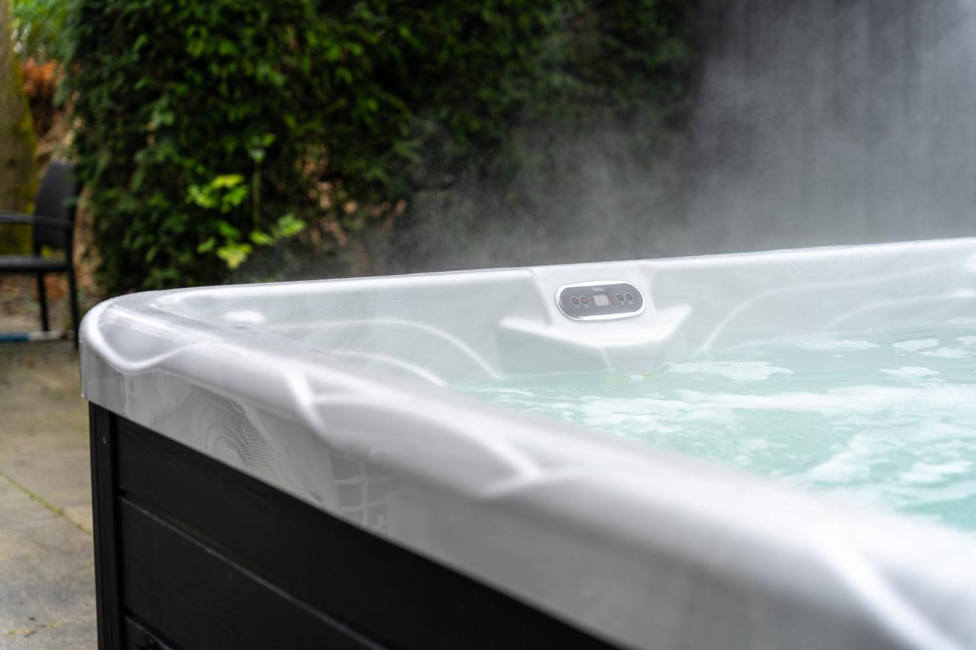 스헤르토헨보스 De Luxe Bed &Wellness 빌라 외부 사진
